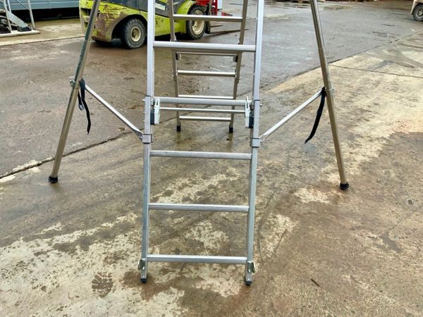 UNUSED TUBESCA  ACCESS PLATFORM LADDER. 339229965