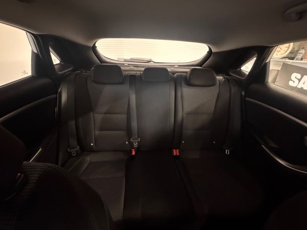 Hyundai i30 2016 339237785