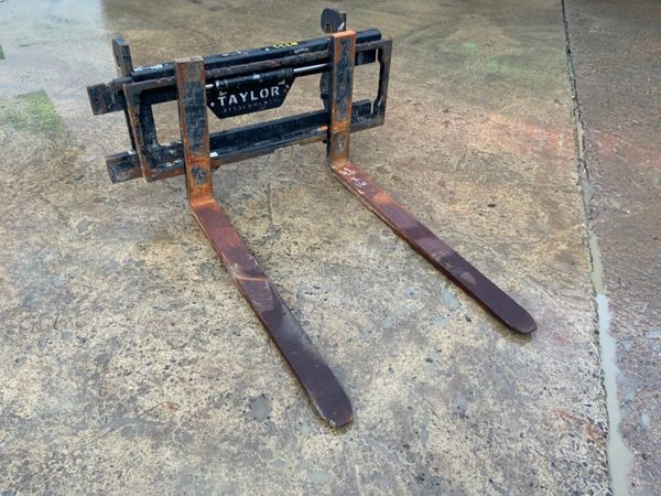 'TAYLOR'  LOADER FORK ATTACHMENT....733. 339388922