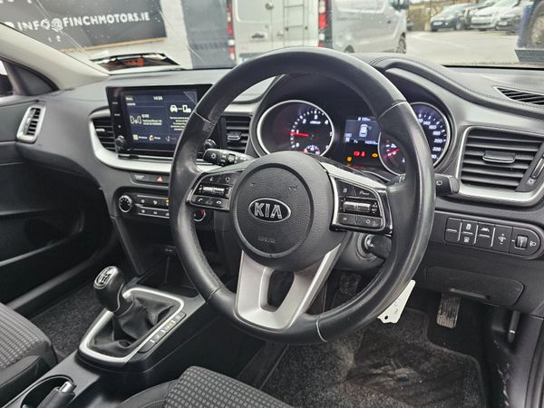 KIA CEED 1.6D COMMERCIAL // ENGINE NEEDS ATTENTION 339390607
