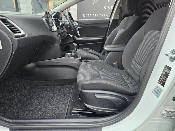 KIA CEED 1.6D COMMERCIAL // ENGINE NEEDS ATTENTION 339390624