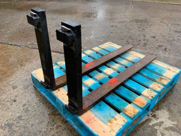 48" x 16" SLIDING CARRIAGE TYPE FORKS.....47. 339415184