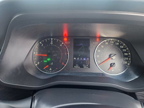 **PRICE DROP** Renault Trafic Sport 2023 339419534