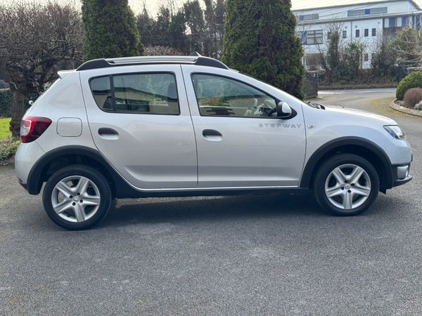 *New NCT* 152 Dacia Sandero Stepway! 339843185