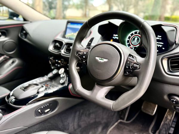 Aston Martin Vantage Forged carbon extras 4.0 V8 330034176