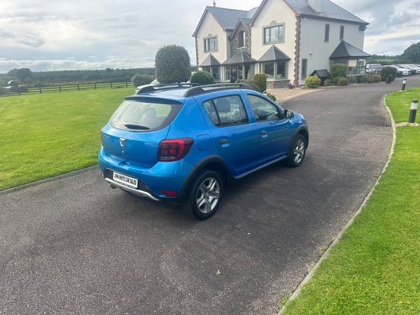 Dacia Sandero Stepway 1.5 DCI 330105631