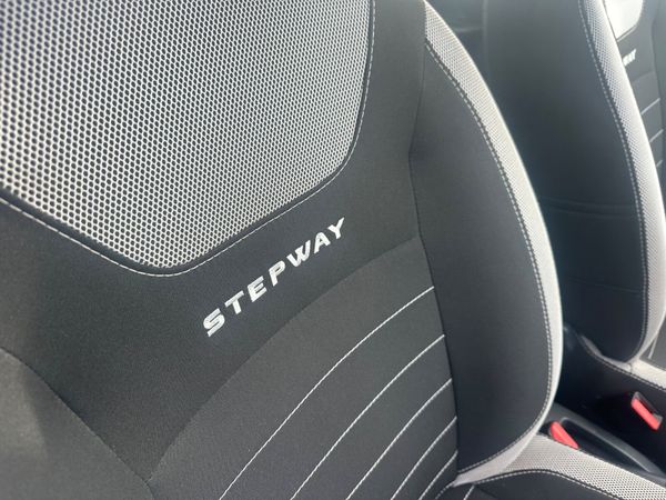Dacia Sandero Stepway 1.5 DCI 330105633