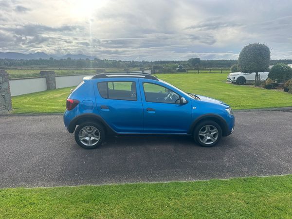 Dacia Sandero Stepway 1.5 DCI 330105640