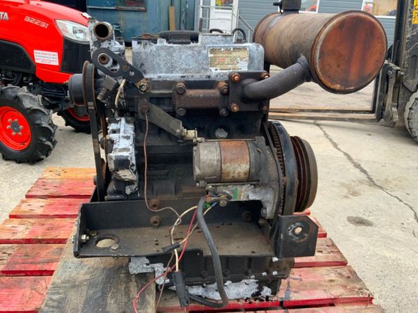 3TNE72 YANMAR DIESEL ENGINE...SPARES /REPAIR. 330123154