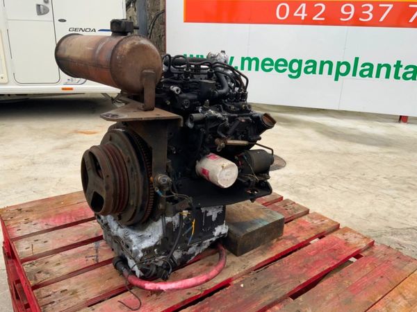 3TNE72 YANMAR DIESEL ENGINE...SPARES /REPAIR. 330123150