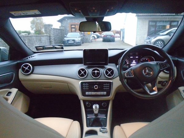 Mercedes-Benz CLA 2017 330152975