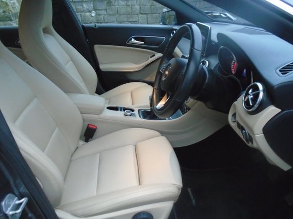 Mercedes-Benz CLA 2017 330152973