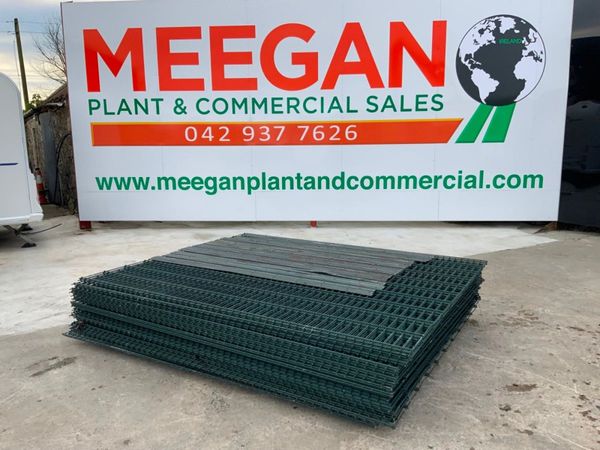DOUBLE WIRE ENTRANCE GATES / FENCING.....160. 330295665