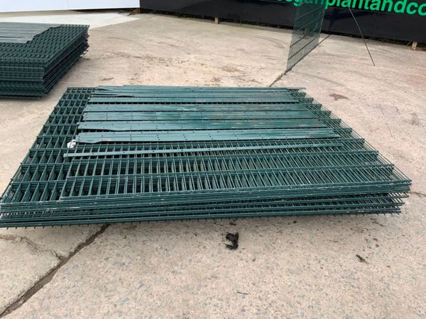 DOUBLE WIRE FENCING PANELS.....2.5 mt x 2.0 mt. 330290693