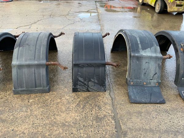 Trailer Trailer Super Single Moulded Mudguards/ B 330901735