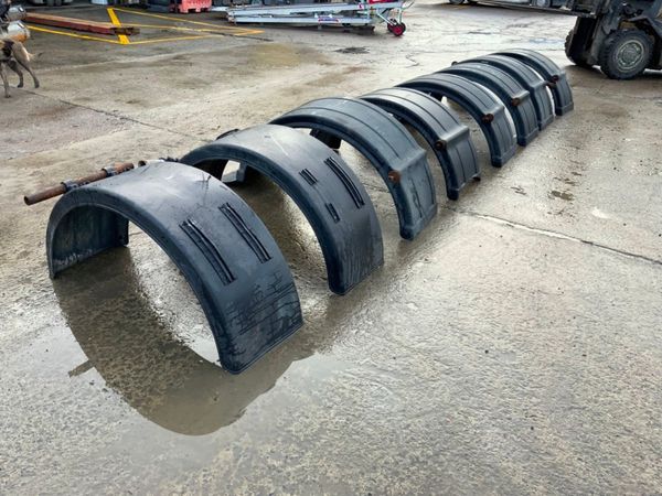 Trailer Trailer Super Single Moulded Mudguards/ B 330901738