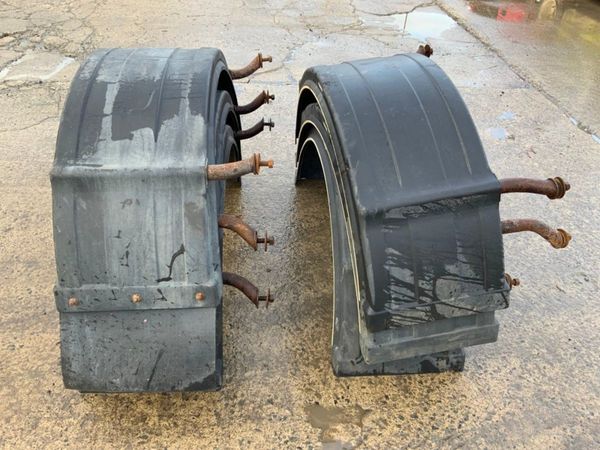 Trailer Trailer Super Single Moulded Mudguards/ B 330901746