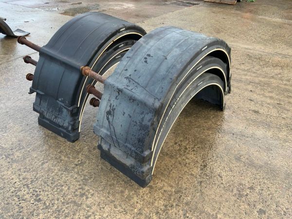Trailer Trailer Super Single Moulded Mudguards/ B 330901748