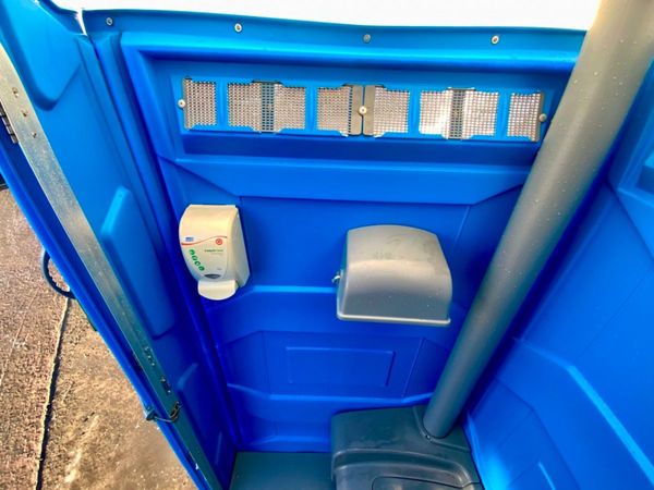 PORTABLE LOO / BUILDING SITE TOILETS......2146. 330999287