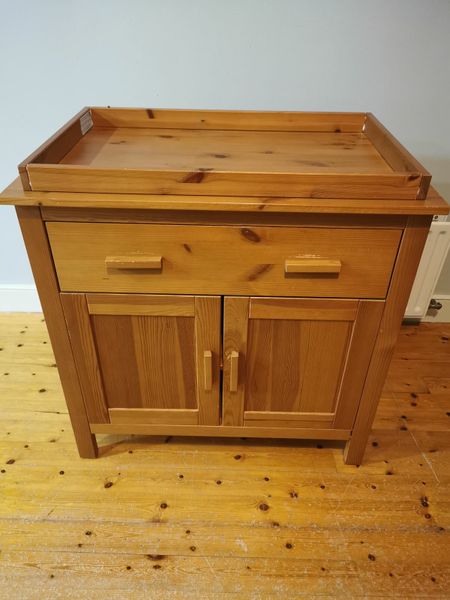 Cosatto baby changing table clearance