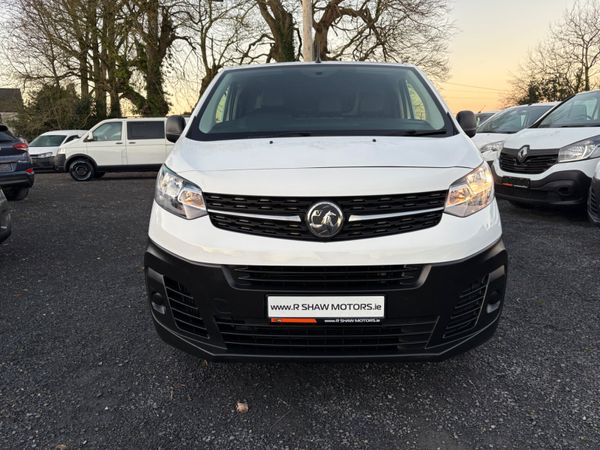 Opel Vivaro/ Peugeot Expert 332265067