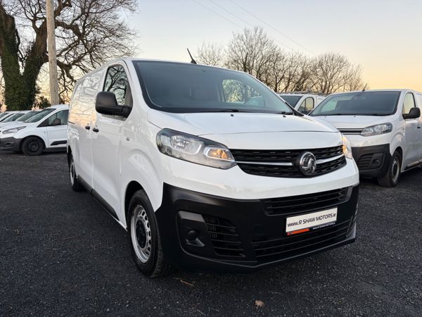 Opel Vivaro/ Peugeot Expert 332265071