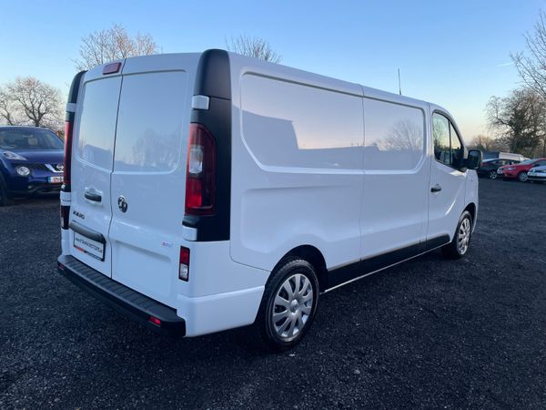 Opel Vivaro/ Peugeot Expert 332265134