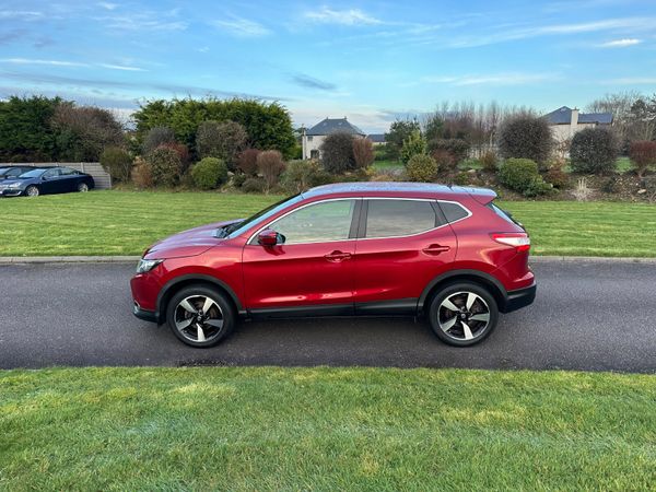 Nissan Qashqai SV Premium petrol 332307146