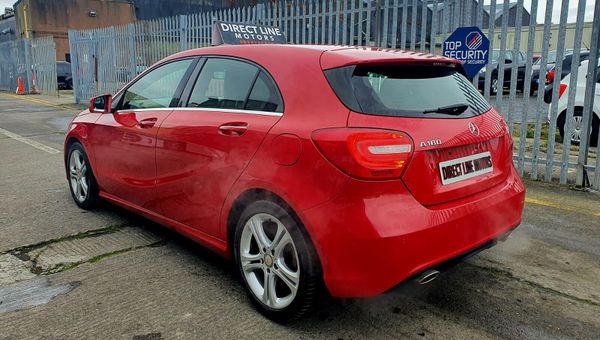 2015 Mercedes-Benz A-180 332668586