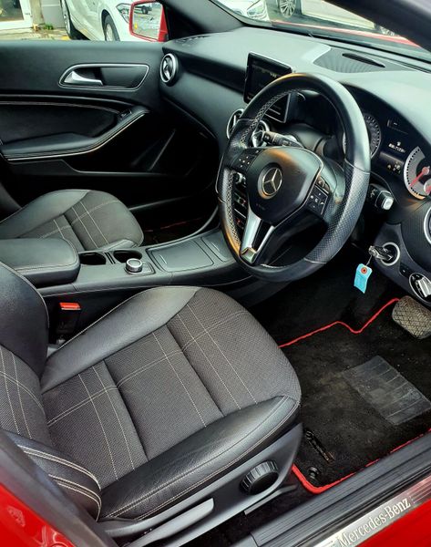 2015 Mercedes-Benz A-180 332668594