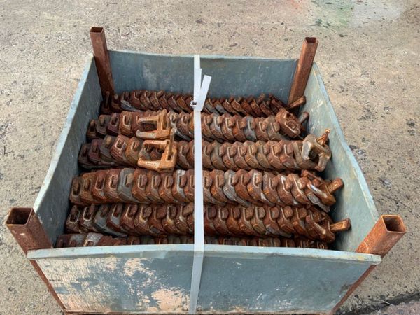 MEVA FORMWORK / SHUTTERING CLAMPS.....622/1. 332859153