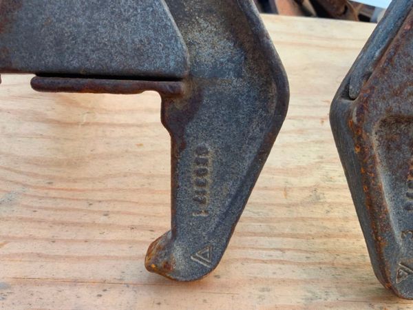 MEVA ADJUSTABLE FORMWORK CLAMPS.......614-1. 332859565