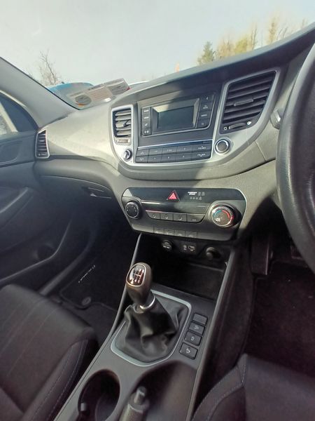 Hyundai Tucson 2016 332994335