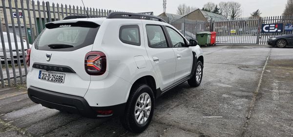 2021 Dacia Duster Comfort  (6 Speed manual) 333141974