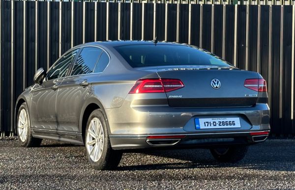 Passat R-Line TDI *Huge Spec 333157037