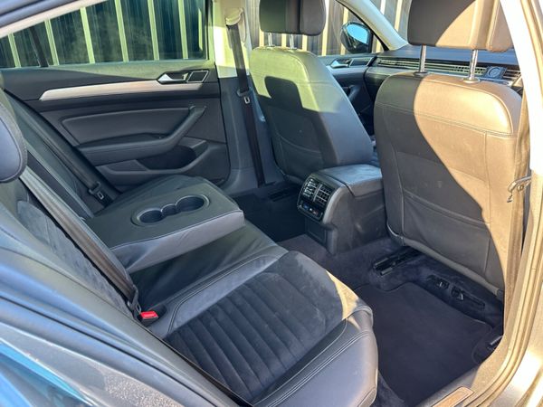Passat R-Line TDI *Huge Spec 333157078