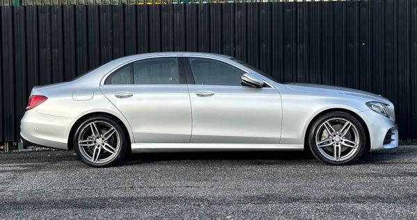 Mercedes-Benz E220d AMG 333162090