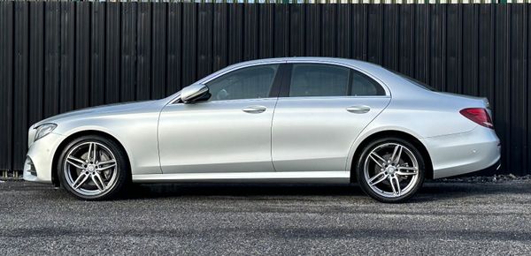 Mercedes-Benz E220d AMG 333162092