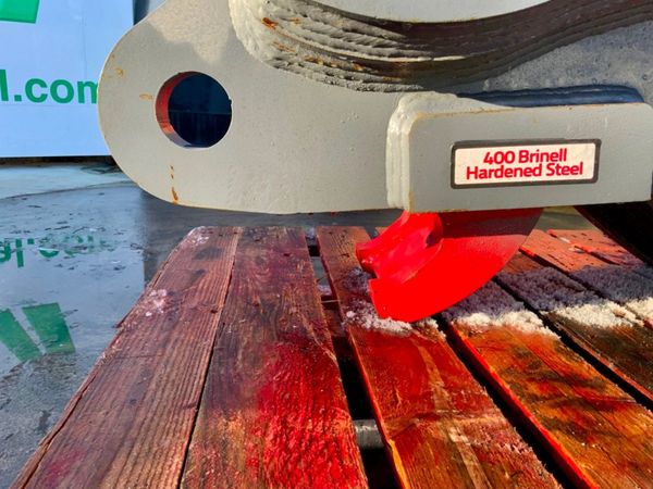 UNUSED STRICKLAND Q/HITCH 100mm PINS.......877. 333245866