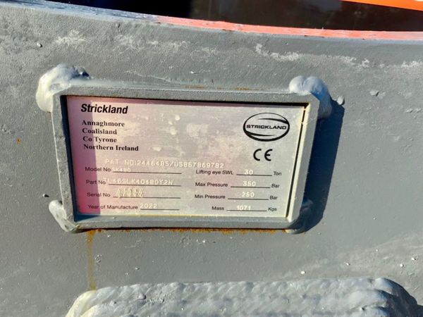 UNUSED STRICKLAND Q/HITCH 100mm PINS.......877. 333245867