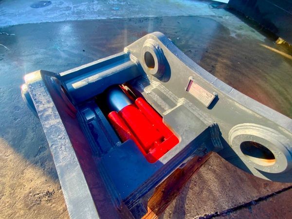 UNUSED STRICKLAND Q/HITCH 100mm PINS.......877. 333245868