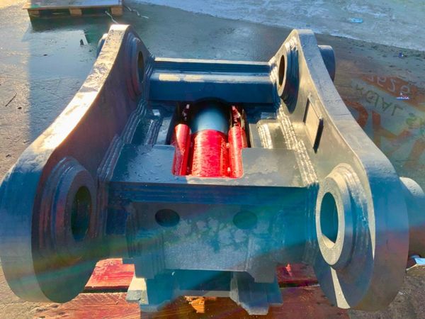 UNUSED STRICKLAND Q/HITCH 100mm PINS.......877. 333245869