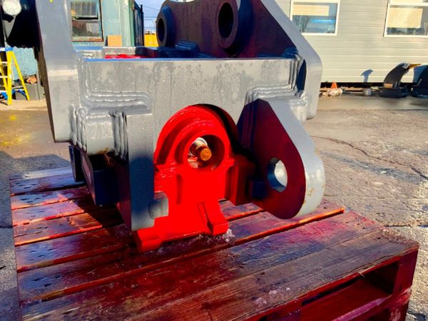 UNUSED STRICKLAND Q/HITCH 100mm PINS.......877. 333245874
