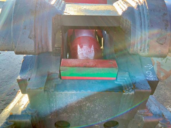 UNUSED STRICKLAND Q/HITCH 100mm PINS.......877. 333245885