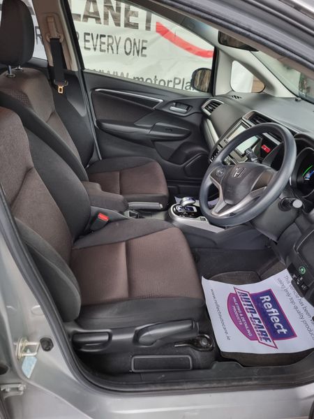 2016 Honda Fit/Jazz 1.5 Hybrid Automatic 333495831