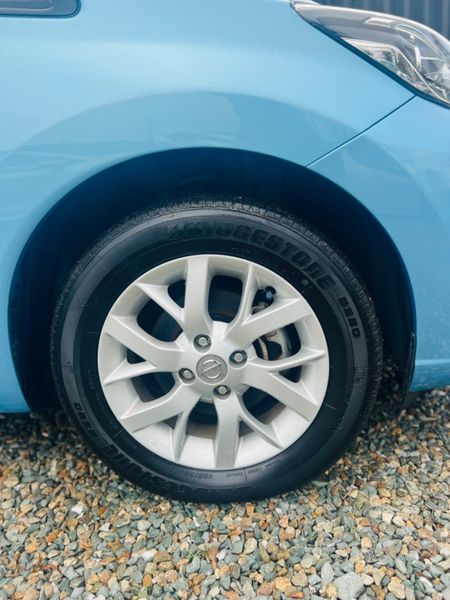 Nissan Note ** medalist package ** 333510040