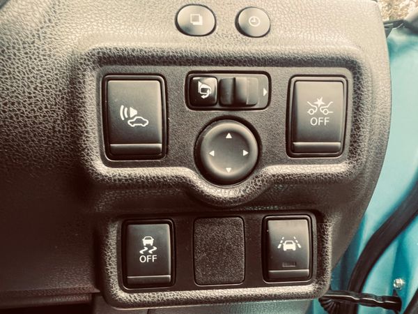 Nissan Note ** medalist package ** 333510119