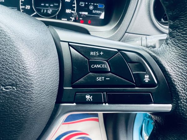 Nissan Note ** medalist package ** 333510120