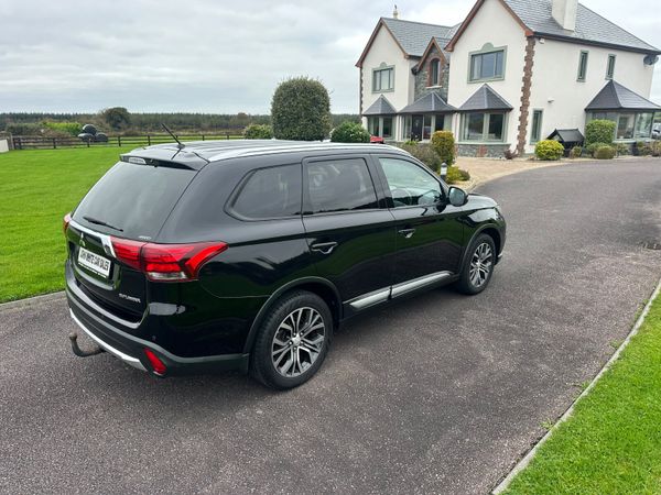 Mitsubishi Outlander Dsl Auto 7 seater 4x4 333983786