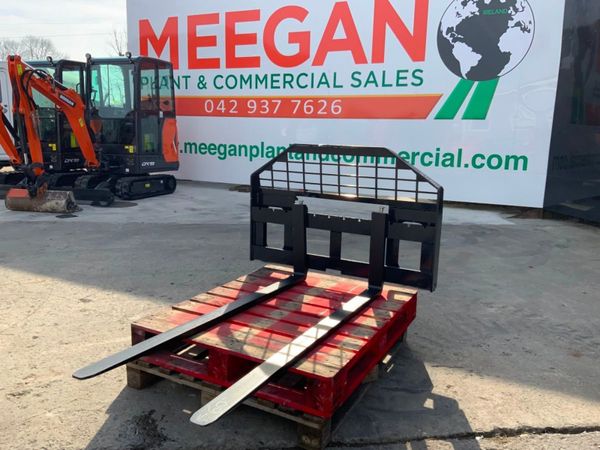 SKID STEER FORK CARRIAGE ATTACHMENT.....181w. 344163625